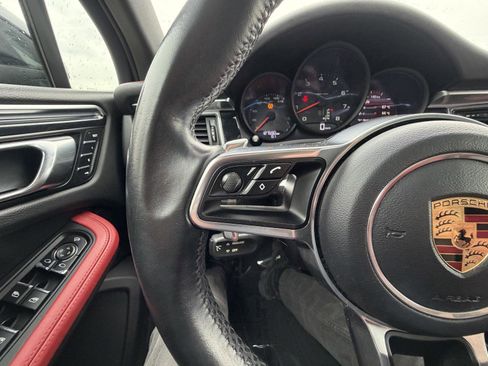 Used 2016 Porsche Macan S AWD/4WD image 16