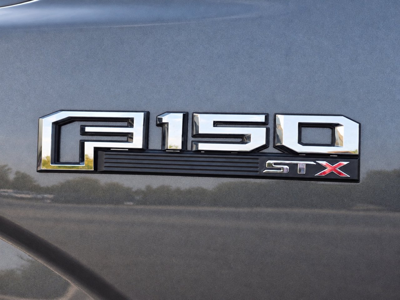 Used 2019 Ford F150 XL w/ Equipment Group 101A Mid AWD/4WD image 10