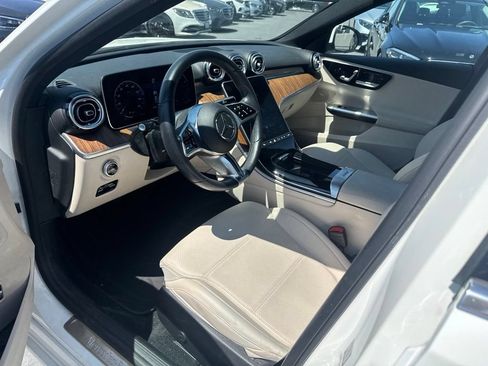 Used 2023 Mercedes-Benz C 300 Sedan image 9