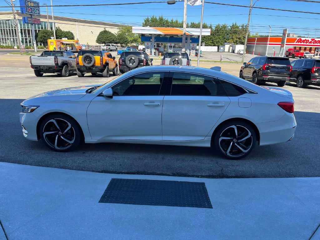 Used 2020 Honda Accord Sport image 6