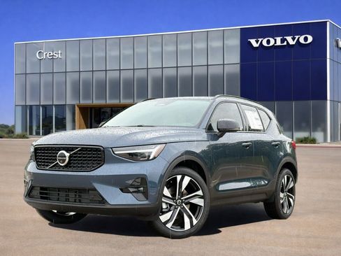 New 2026 Volvo XC40 B5 Ultra w/ Protection Package Premier image 1