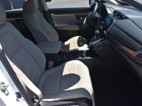 Used 2017 Honda CR-V Touring image 15
