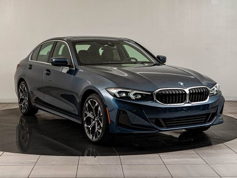 New 2026 BMW 330i xDrive Sedan w/ Premium Package AWD/4WD image 12