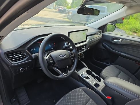 Used 2023 Ford Escape Active w/ Tech Pack #2 AWD/4WD image 12
