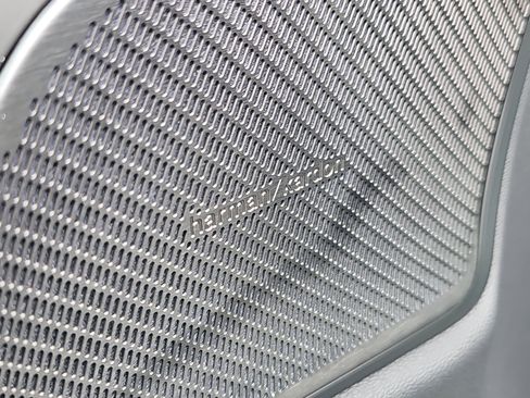 New 2026 Volvo V60 B5 Cross Country Ultra w/ Protection Package Premier image 9