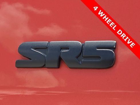 Used 2018 Toyota Tundra SR5 w/ SR5 Upgrade Package AWD/4WD image 8