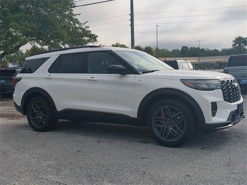 New 2025 Ford Explorer ST-Line w/ Premium Package image 2