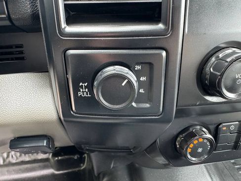 Used 2019 Ford F150 XL w/ Equipment Group 101A Mid AWD/4WD image 25