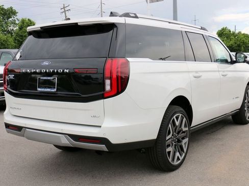 New 2026 Ford Expedition Max Platinum AWD/4WD image 5