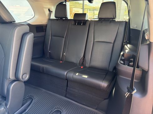 New 2026 Toyota Grand Highlander Platinum AWD/4WD image 29