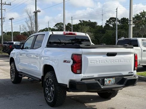 Used 2023 Chevrolet Colorado Z71 image 2
