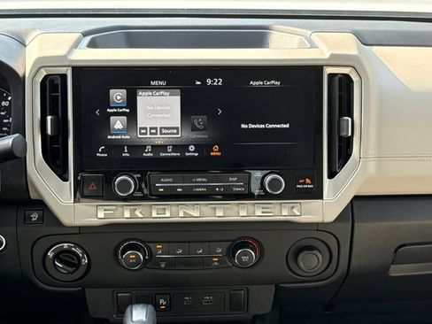 Used 2025 Nissan Frontier SV w/ Tow Package AWD/4WD image 12