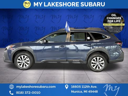 Certified 2025 Subaru Outback Premium AWD/4WD image 6