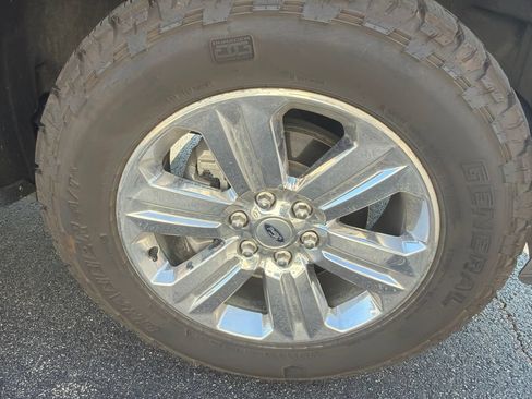 Used 2021 Ford F150 XLT w/ Equipment Group 302A High AWD/4WD image 8