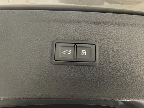 Used 2023 Audi Q5 2.0T Premium Plus image 17