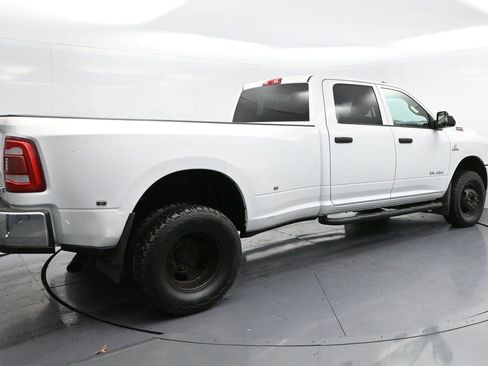 Used 2020 RAM 3500 Tradesman w/ Chrome Appearance Group image 7