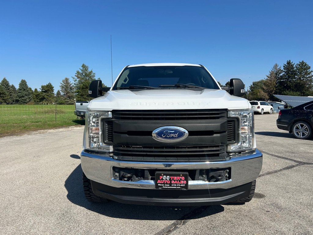 Used 2019 Ford F250 XL w/ Power Equipment Group AWD/4WD image 2