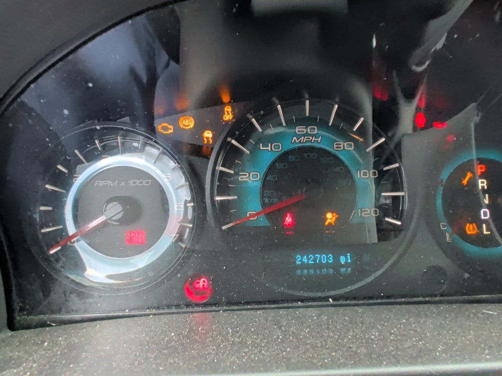Used 2010 Ford Fusion SEL FWD image 8
