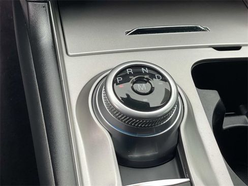 Certified 2020 Ford Explorer XLT image 16