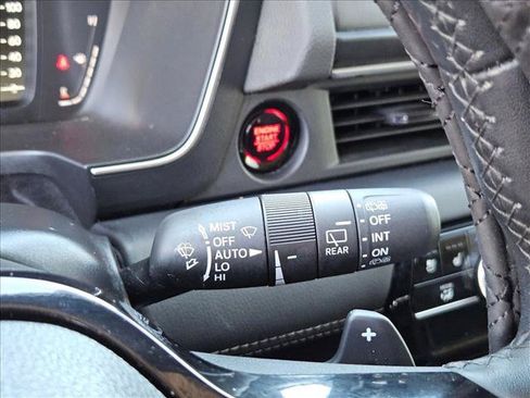 Used 2024 Honda Pilot Elite image 16