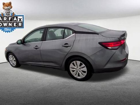 Used 2021 Nissan Sentra S image 7