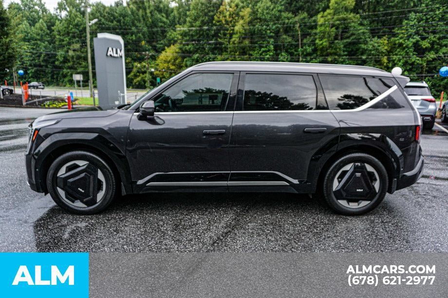Used 2024 Kia EV9 Land AWD/4WD image 6