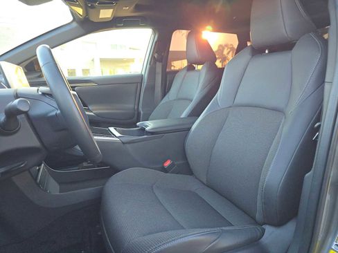 Used 2024 Toyota bZ4X XLE image 23