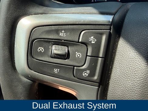 Used 2024 Chevrolet Suburban Z71 w/ Off-Road Capability Package AWD/4WD image 31