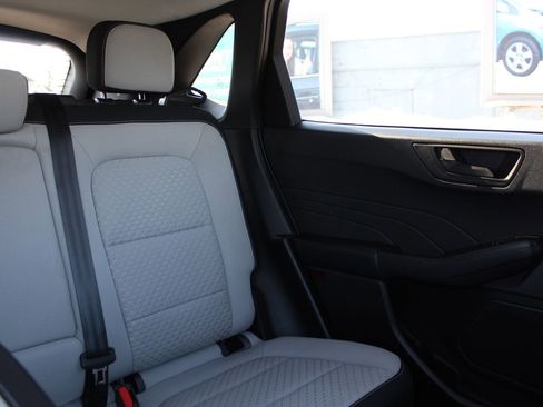 Used 2023 Ford Escape Active image 15
