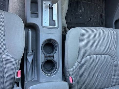 Used 2015 Nissan Frontier SV image 7