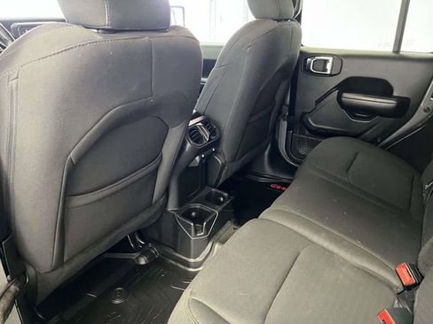 Used 2019 Jeep Wrangler Unlimited Sport S image 16