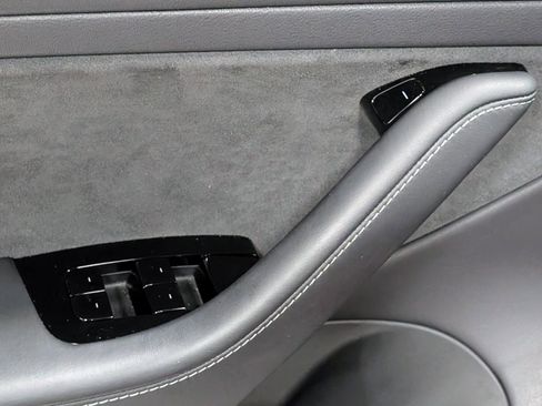 Used 2020 Tesla Model 3 Performance image 14