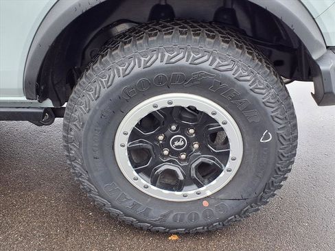 Used 2024 Ford Bronco Black Diamond w/ Sasquatch Package image 29