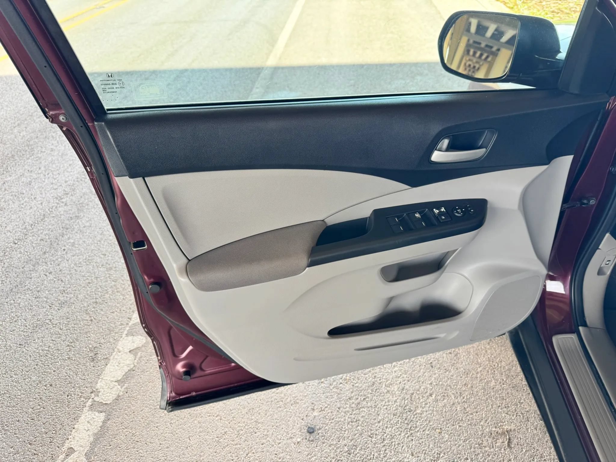 Used 2012 Honda CR-V LX image 9