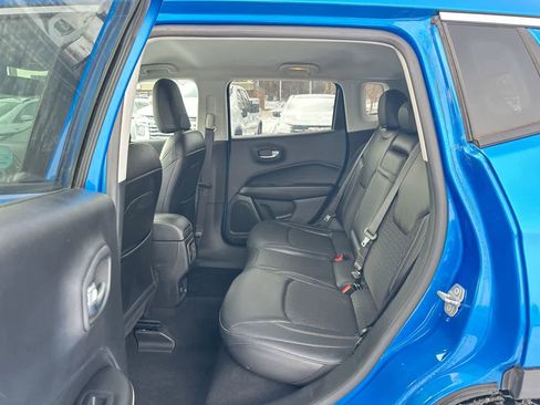 Used 2018 Jeep Compass Latitude image 24