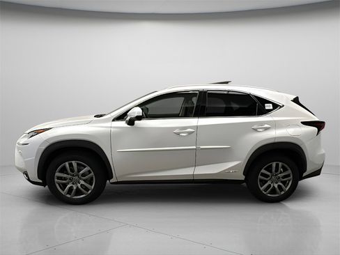 Used 2015 Lexus NX 300h AWD image 2
