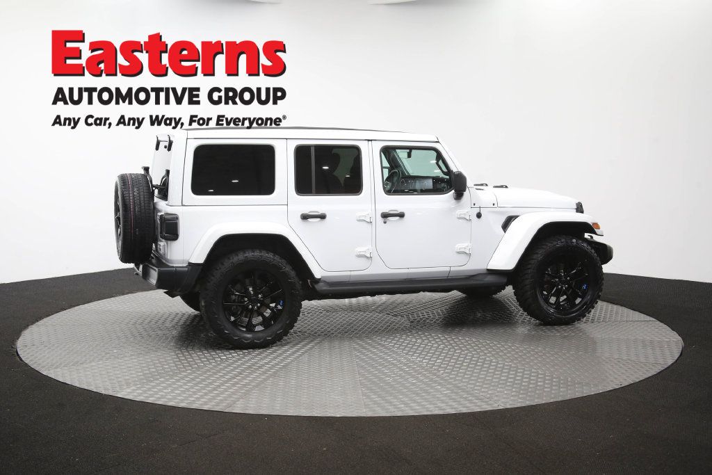Used 2022 Jeep Wrangler Unlimited Sahara w/ Cold Weather Group AWD/4WD image 46