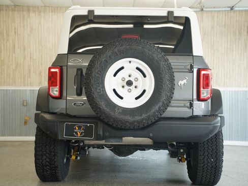 Used 2025 Ford Bronco Heritage Edition AWD/4WD image 9