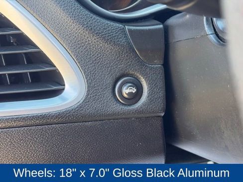 Used 2014 Dodge Avenger SE w/ Blacktop Package FWD image 19