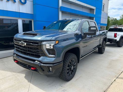 New 2026 Chevrolet Silverado 3500 LTZ w/ LTZ Plus Package AWD/4WD image 2