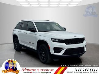 Certified 2025 Jeep Grand Cherokee Altitude video 1