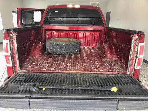 Used 2013 Ford F150 XLT w/ Mid Equipment Group image 10