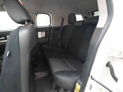 Used 2012 Toyota FJ Cruiser 4WD w/ Upgrade Pkg image 15