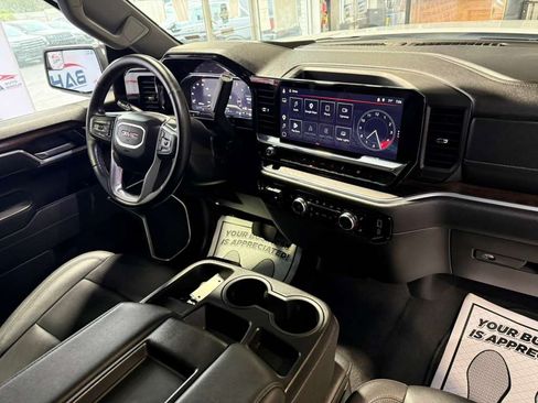 Used 2025 GMC Sierra 1500 SLT AWD/4WD image 50