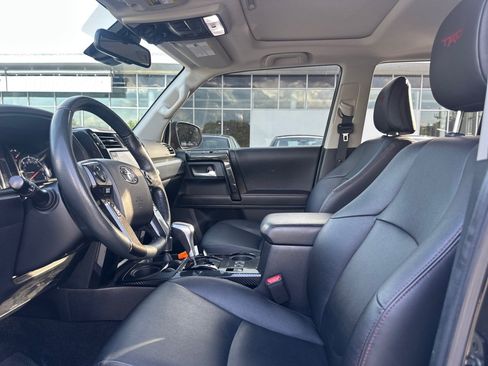 Used 2023 Toyota 4Runner TRD Off-Road Premium w/ Off Road Premium Plus Package AWD/4WD image 19