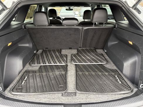 Used 2023 Volkswagen Atlas Cross Sport SE image 18