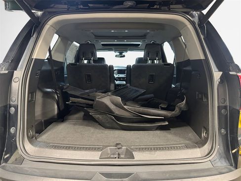 Used 2019 GMC Acadia SLT w/ LPO, Floor Liner Package image 25