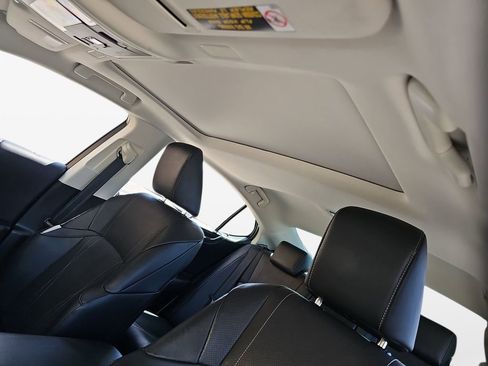 Used 2020 Lexus ES 350 w/ Luxury Package FWD image 19