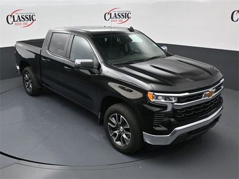 Used 2024 Chevrolet Silverado 1500 LT image 13