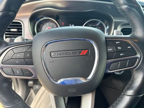 Used 2020 Dodge Charger Scat Pack w/ Dynamics Package RWD image 8